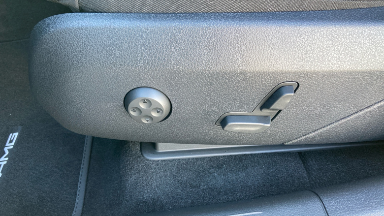 Mercedes-Benz GLC 300e 4Matic Urban Edition 5dr 9G-Tronic Estate